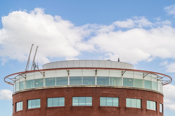 Medium property photo - Hoogvlietsekerkweg 184, 3194 AM Hoogvliet Rotterdam